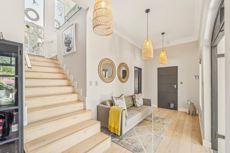 4 Bedroom Property for Sale in Tamboerskloof Western Cape